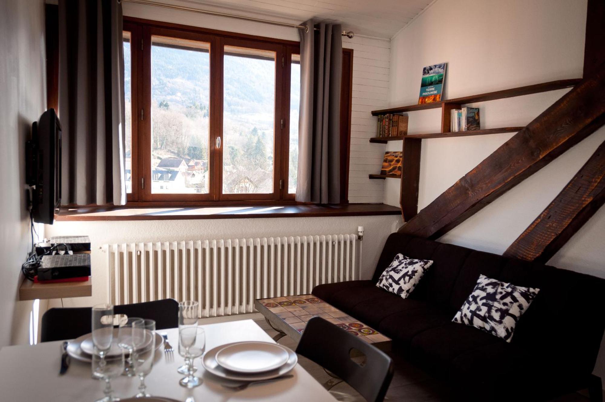 Le T2 Douillet D'Uriage - Residence Le Louvre - Cure Thermale Uriage- Proche Chamrousse - Jusqu'A 3 Personnes - Region Agreable En Toute Saison Vaulnaveys-le-Haut ภายนอก รูปภาพ